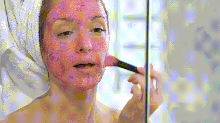 Večerní péče o pleť. Aplikace přípravků.